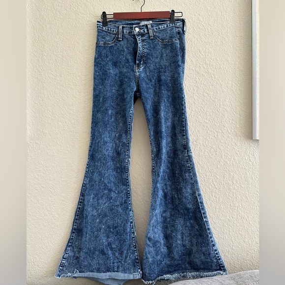 Judy Blue Denim - HP Judy Blue High Rise Flare Jean 11/30
